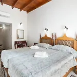 Belmondo Hotel