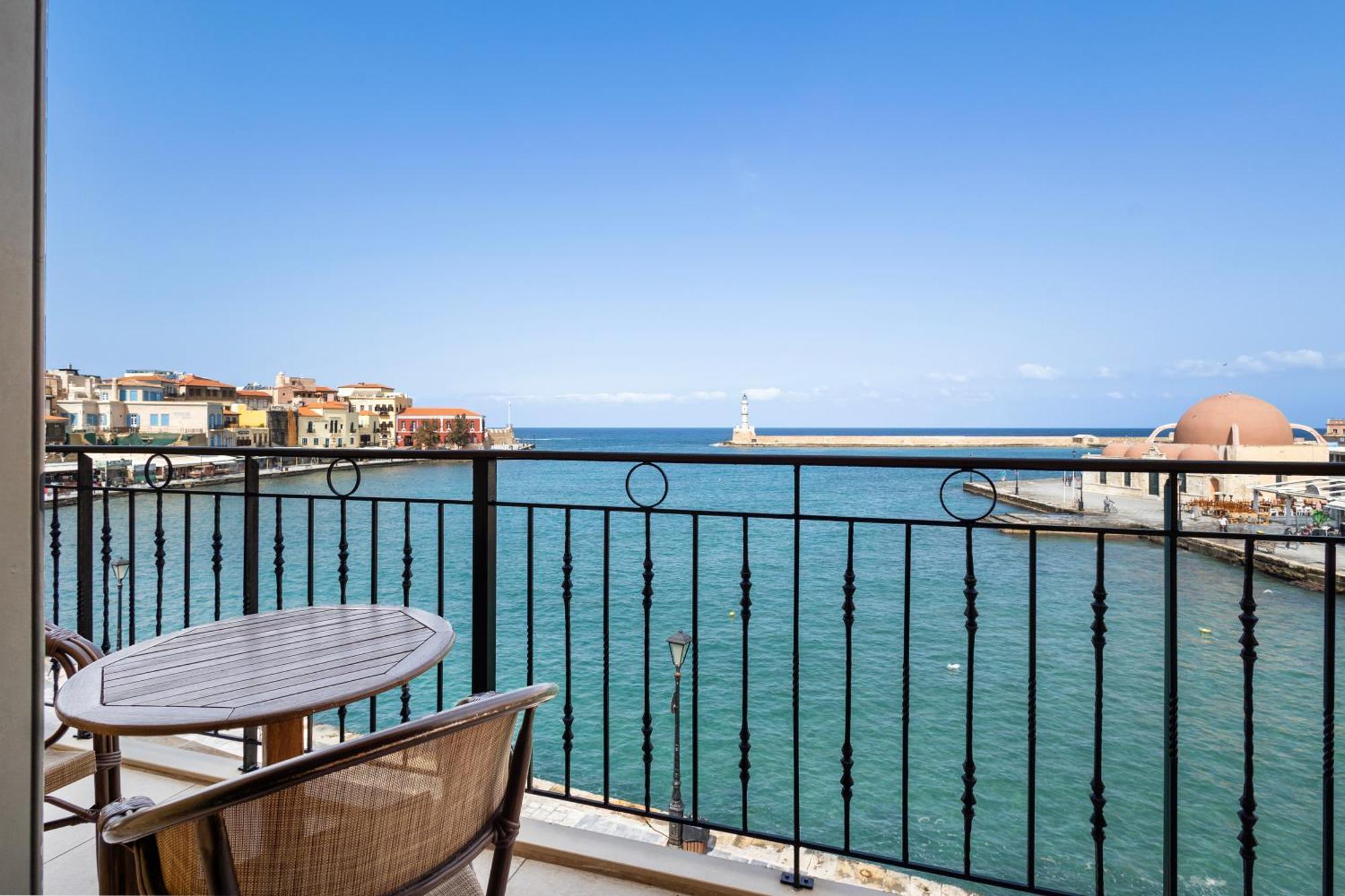 Belmondo Hotel